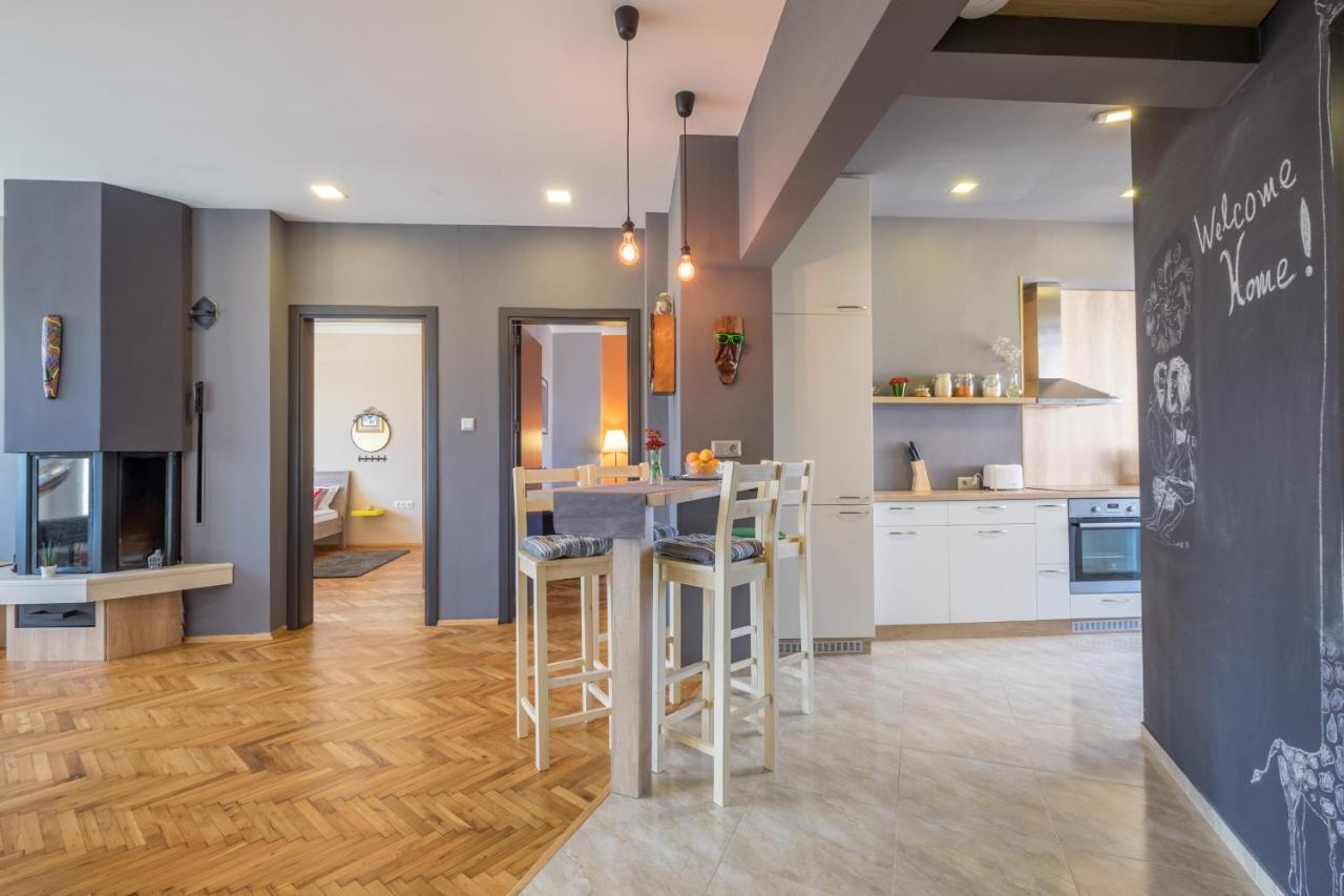 Artistic & Spacious 2Bd Central Apt By Flat Mаnager Sofia Exterior photo